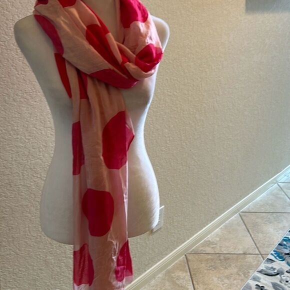 Wildfox Women's Large Dot Scarf Pink Polkadot Lightweight Fringe Edge Barbiecore - Picture 2 of 8